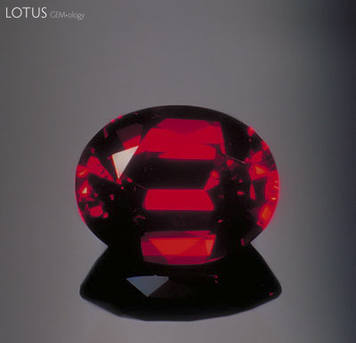 This well-cut Thai/Cambodian ruby shows a combination of both brilliance and extinction. Photo by the author.