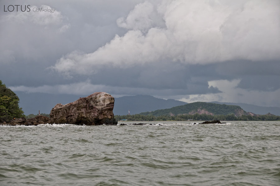 Laem Sing (Lion Rock) today. Photo &copy; Richard W. Hughes.