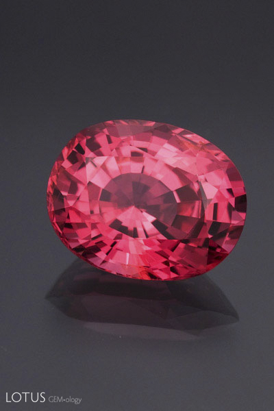 Fine Vietnamese red spinel. Stone courtesy of Pala International. Photo: Wimon Manorotkul.