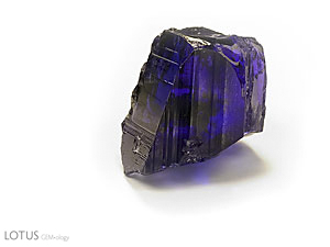 Tanzanite is strongly pleochroic, as the above two photos of the same crystal show. Photo: Wimon Manorotkul/Pala International; specimen courtesy of William Larson