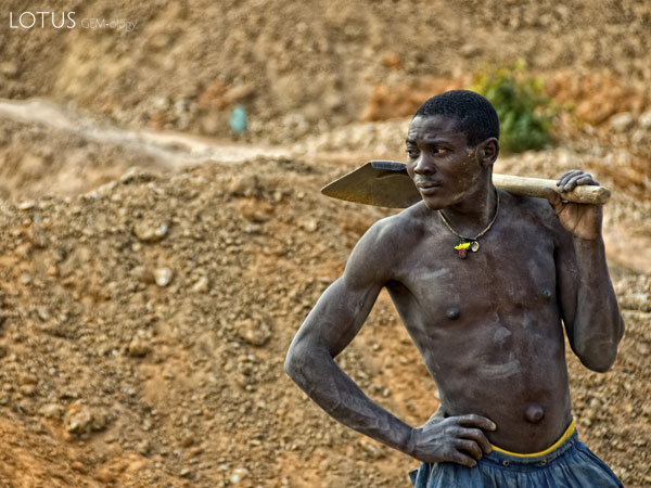 Sapphire miner at Ngemba Ngembambili, Songea. Photo: Richard W. Hughes